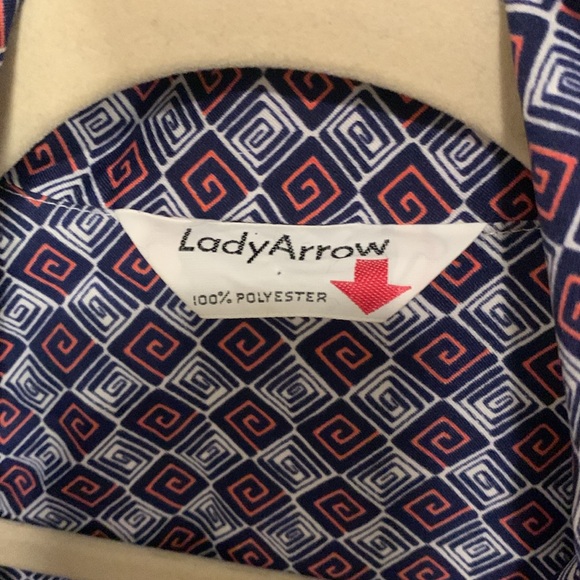 Vintage Lady Arrow Button Down Polyester Blouse Size Large - Picture 3 of 7